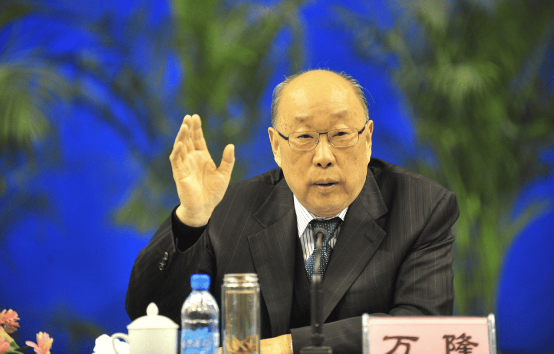 双汇换帅!父子内斗落下帷幕,最后赢家竟是他!_万隆_万洪建_万宏伟