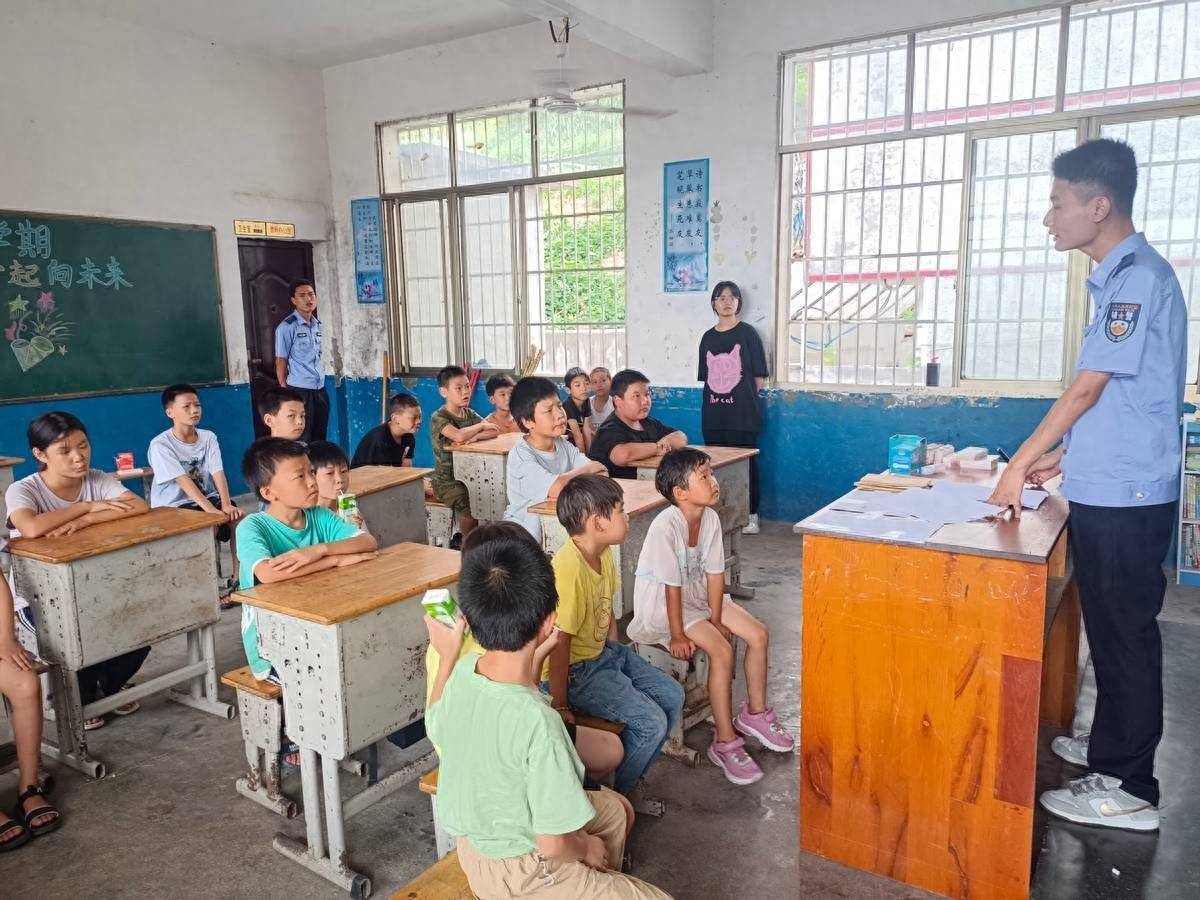 龙溪铺实验小学图片