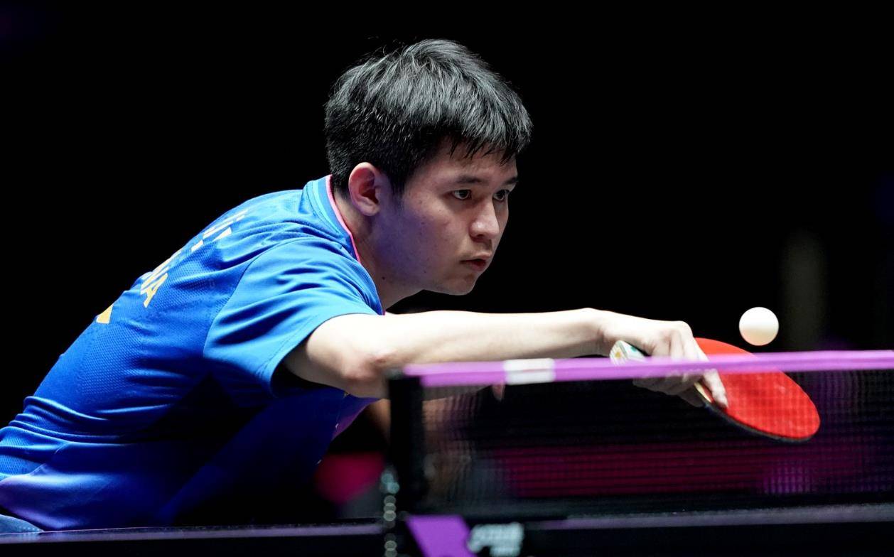 澳门冠军赛!国乒19岁小将再立功,林昀儒被剃光头,林诗栋进4强