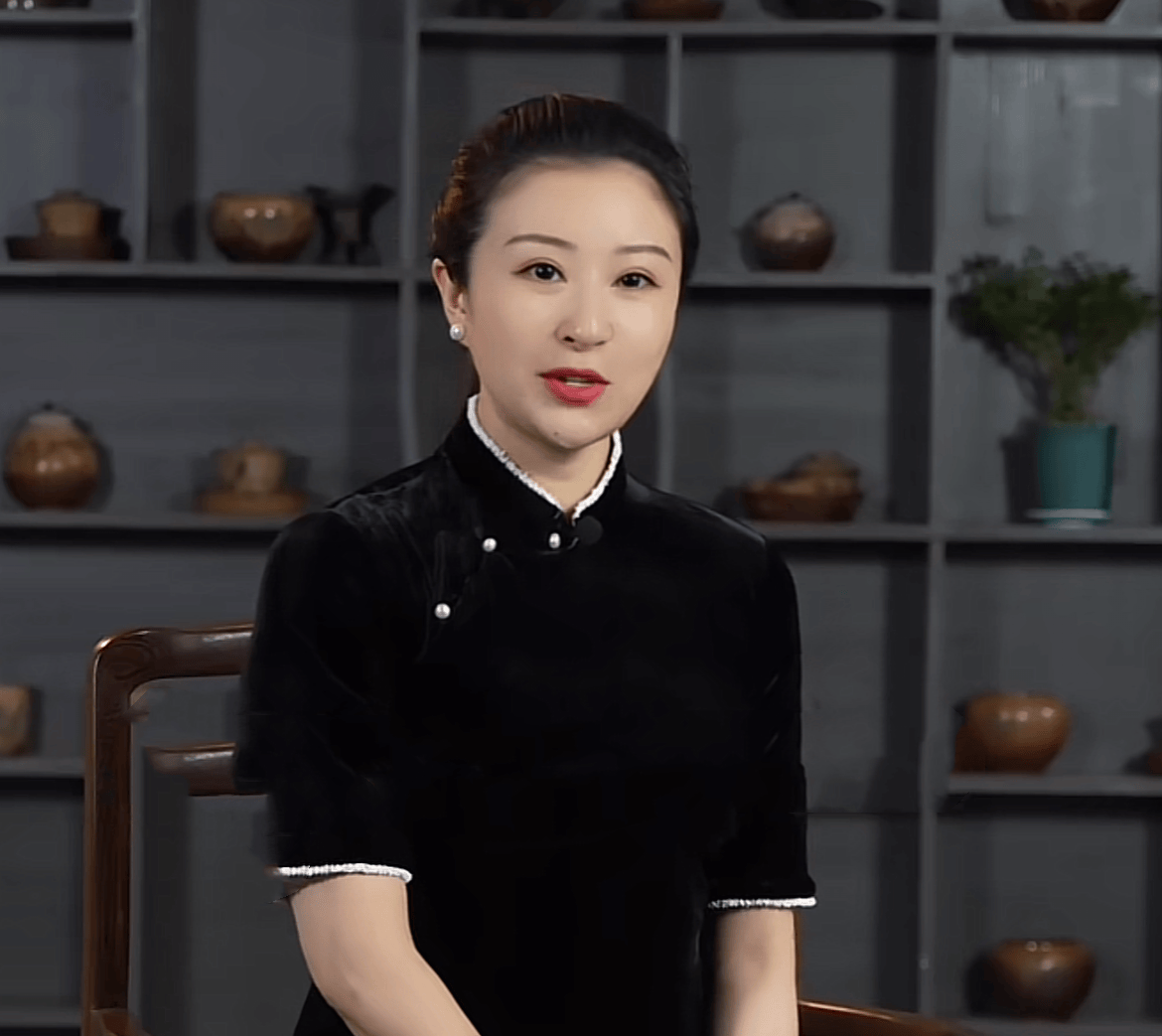突发!41岁女神网红"晨曦姐姐"去世,前后才一周,疑因劳累导致