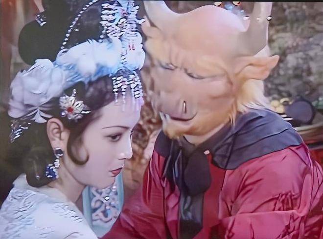 20年后再看《西游记》:才懂玉面狐狸为何喜欢牛魔王?原因很简单