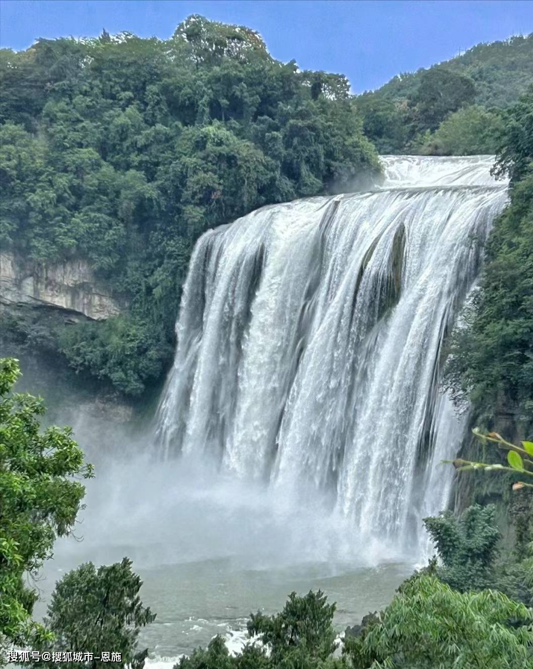 11月去贵州卧龙潭瀑布报团5日游攻略,熬夜整理的避雷小建议,这样玩才