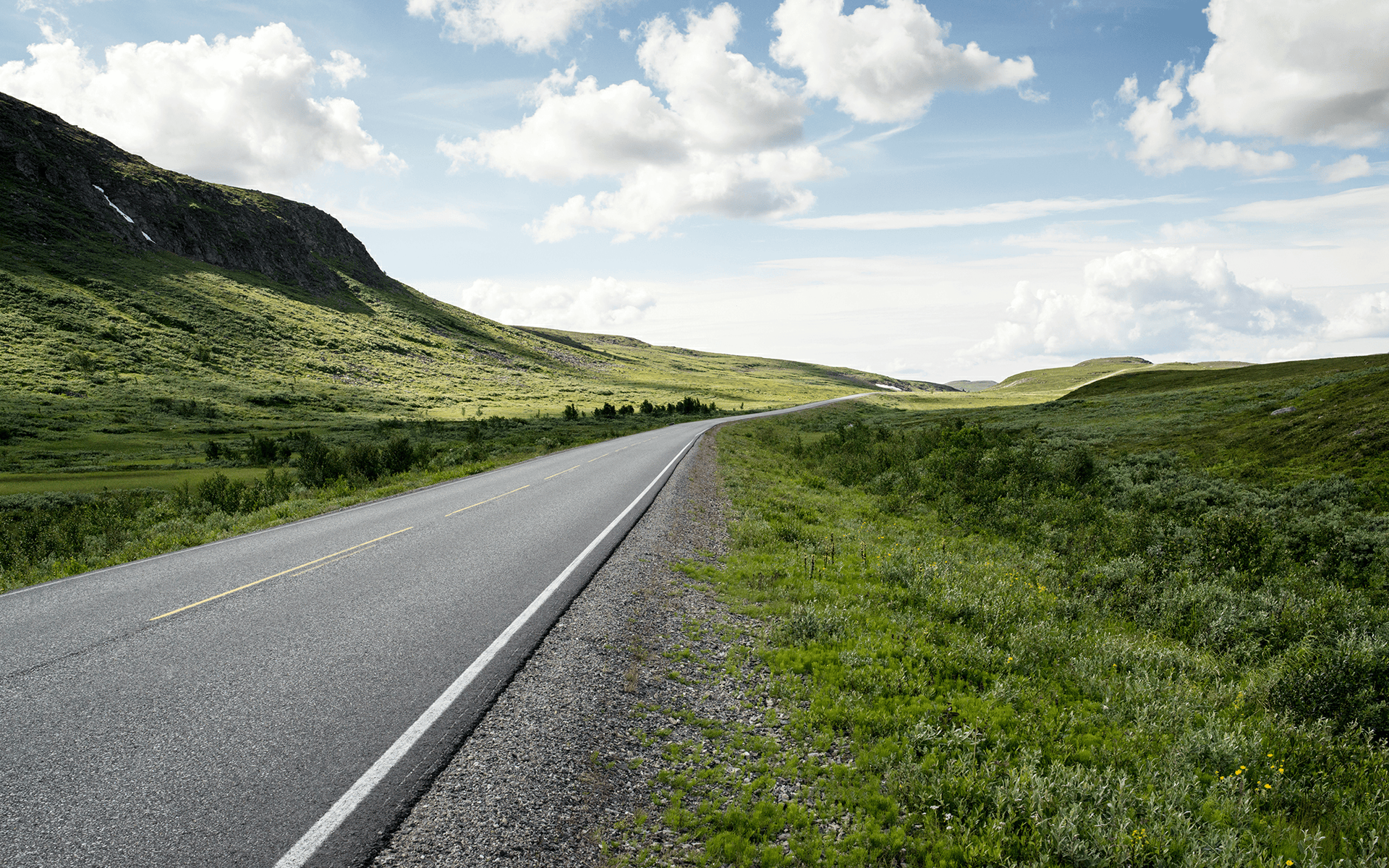 车在路上行驶的视频素材怎么找?5个优质素材网站推荐