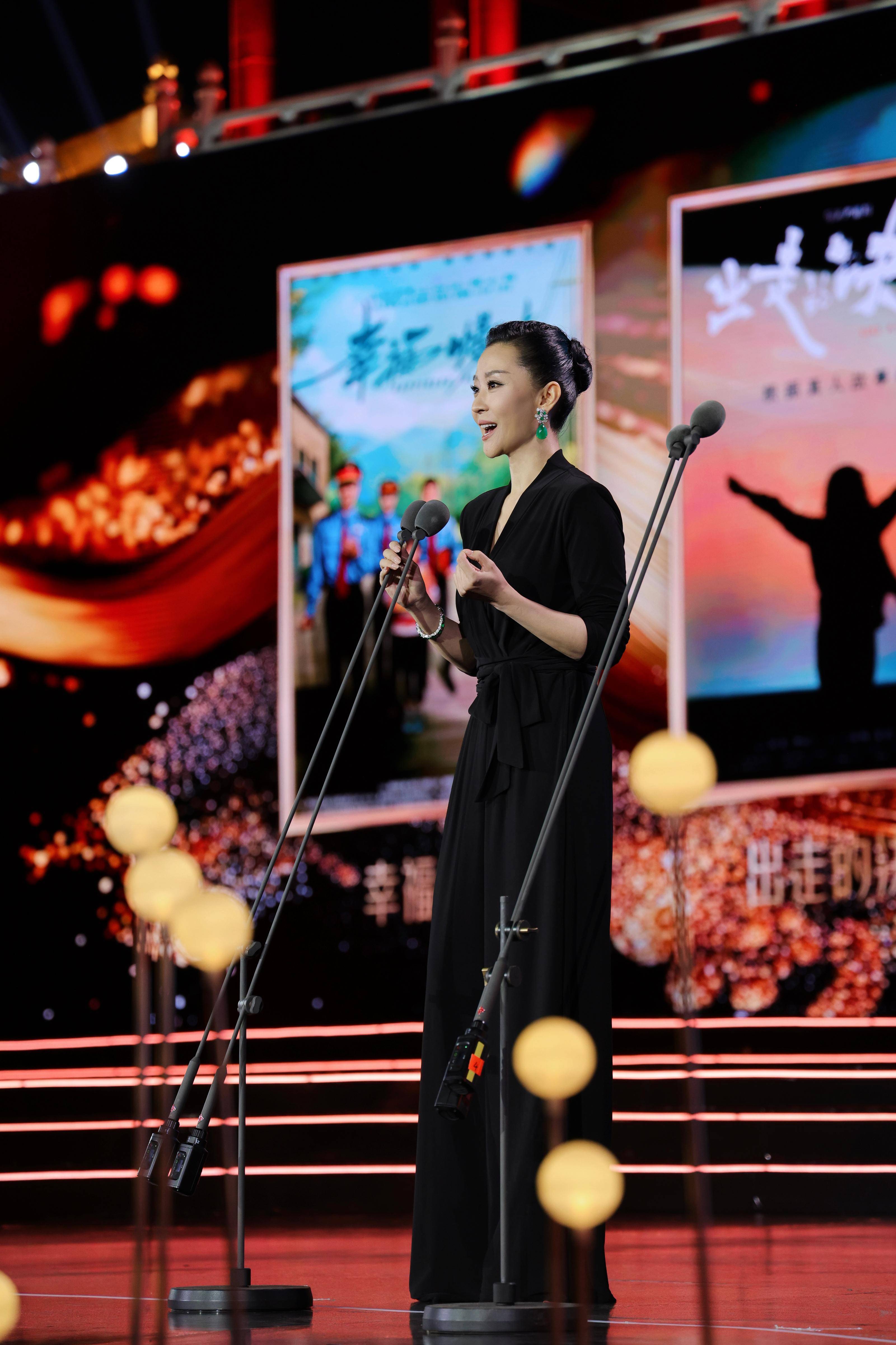 苗圃歌曲抖音=演员苗圃个人唱的歌