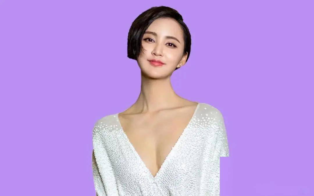 张歆艺写真曝光,这谁顶得住!迷人美貌让人陶醉