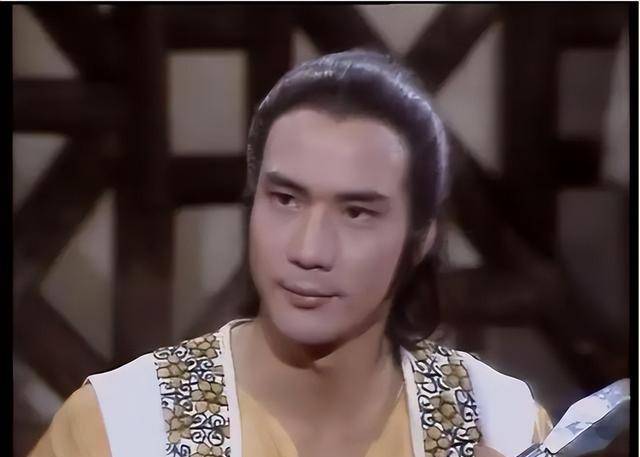 港星徐少强3婚两离5个子女,今与小30岁娇妻双双离世_邵氏_香港_周星驰