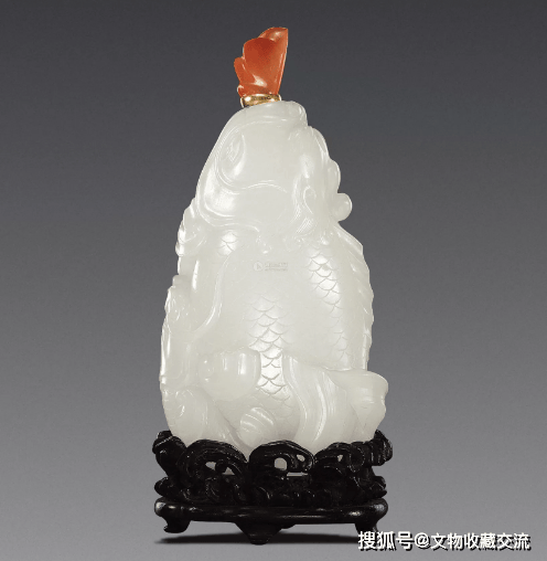 收藏号】中国传统的玉制鼻烟壶·拍卖记录给到大家_乾隆_时期_玉匠
