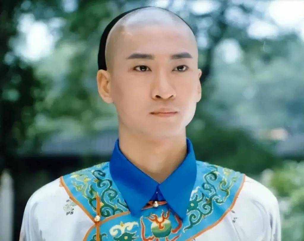 《还珠格格》"福尔康"饰演者,如今在东北种大米