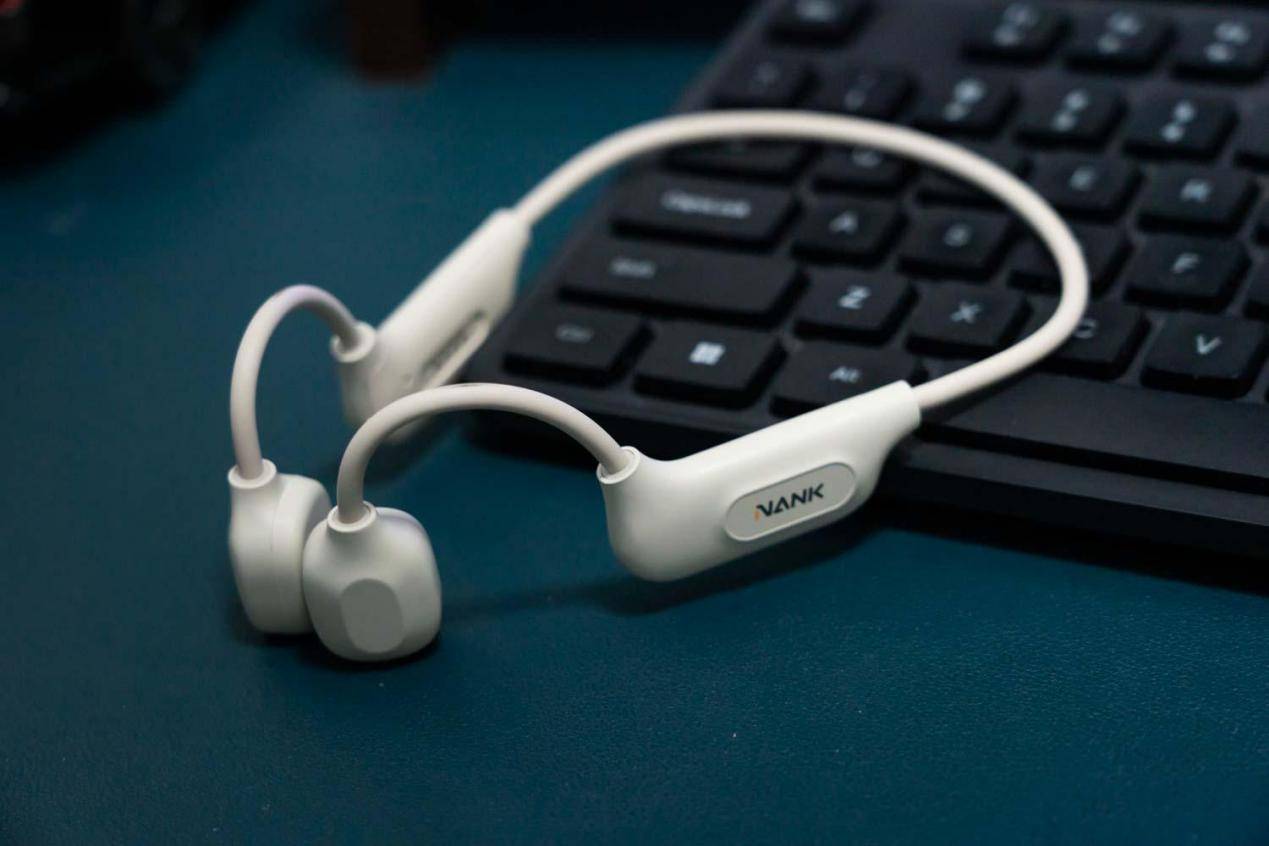 骨传导耳机哪个牌子好？性能一流的五大热卖骨传导耳机实测剖析！