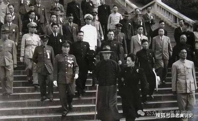 蒋介石败退台湾,掠走多少黄金与国宝?_中央银行_大陆_说法不一 蒋介石败退台湾,掠走多少黄金与国宝?_中央银行_大陆_说法不一