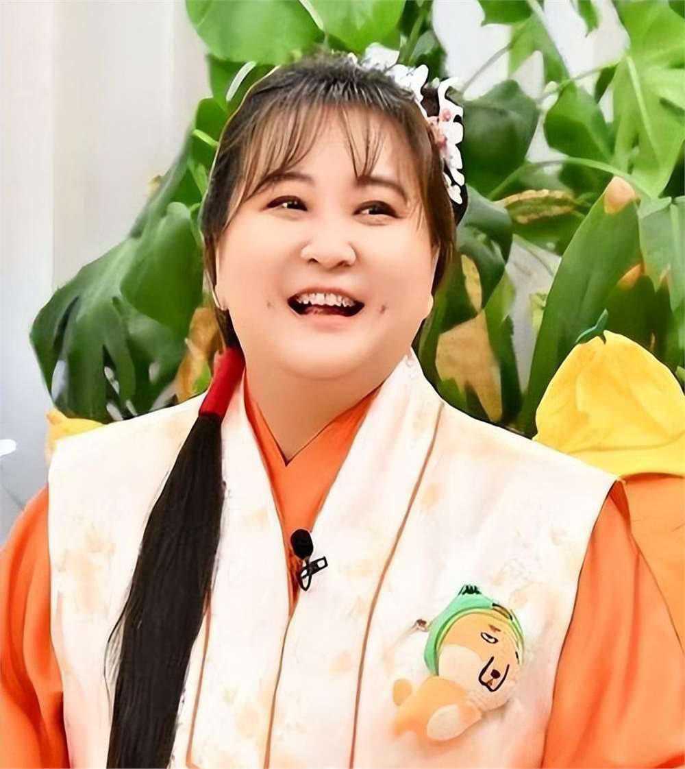 无绯闻,不炒作,冯巩六大弟子各个成功有实力,贾玲只能排在第二