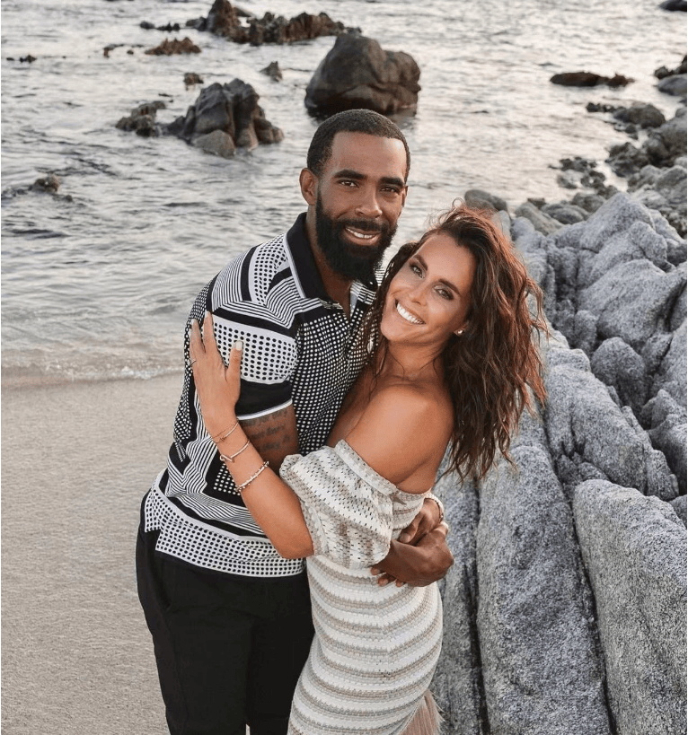 说到迈克康利,他是公认的谦谦君子.