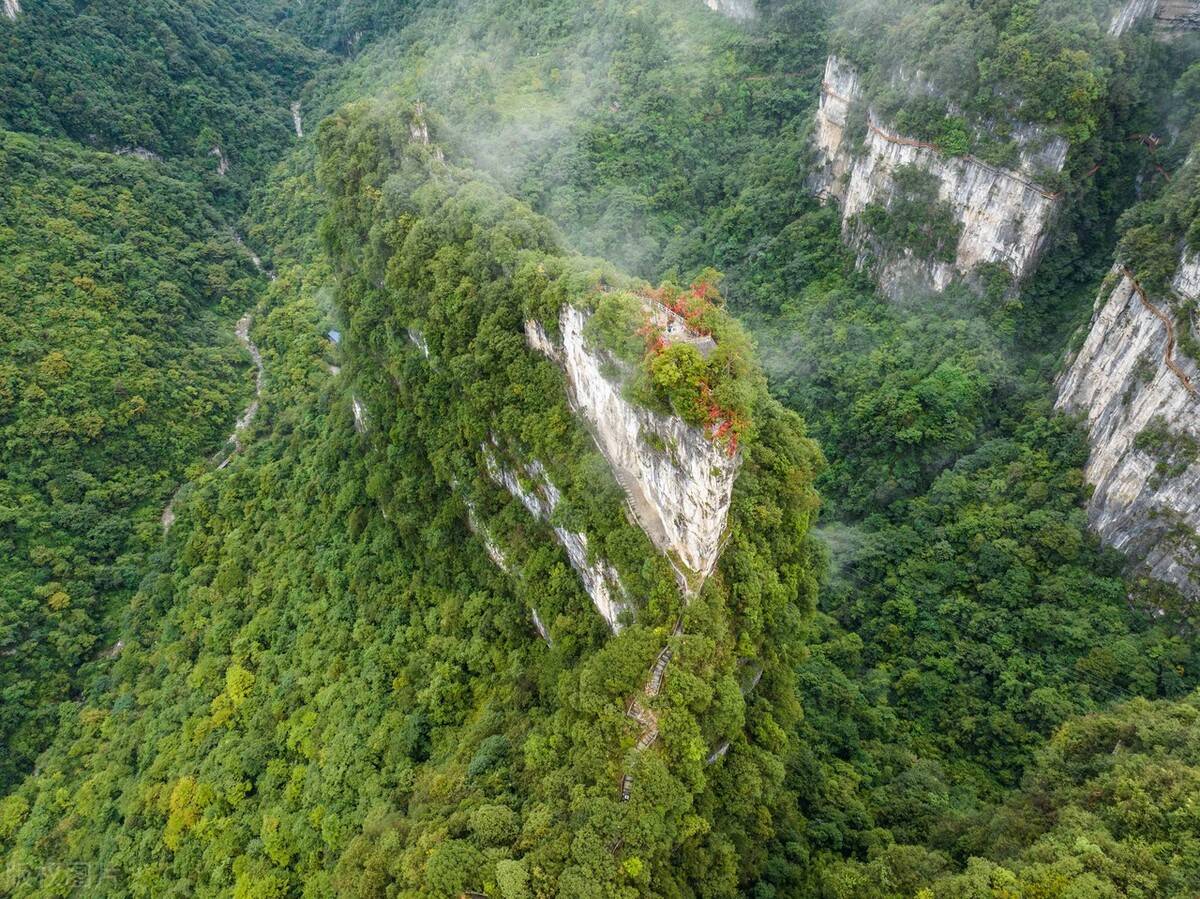 畢節旅遊攻略景點大全，畢節旅遊必去十大景點有哪些？看這裡！