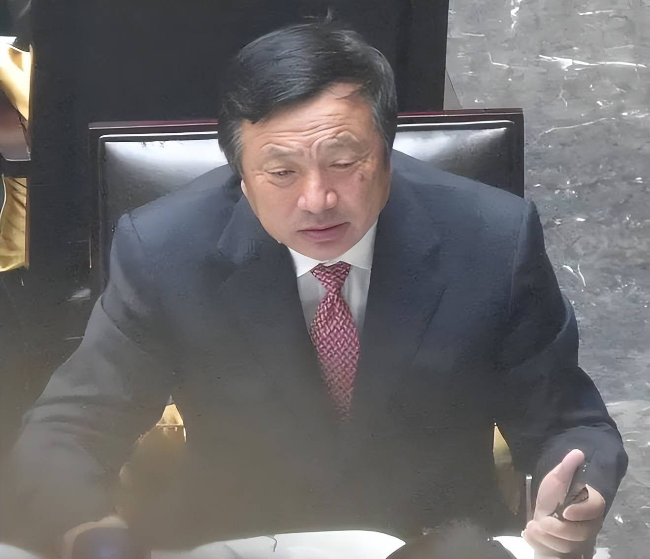 奋斗之路:任正非珍贵老照片(最全ai修复版)