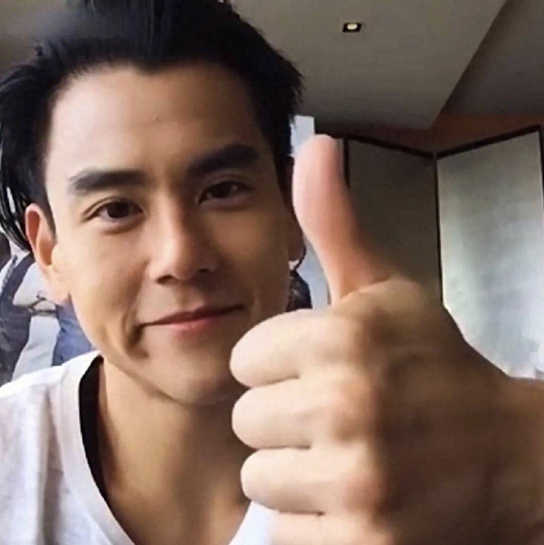 彭于晏得罪女大佬被封杀?曾向洪金宝磕头邀宠,为换前程不惜"出卖肉体"