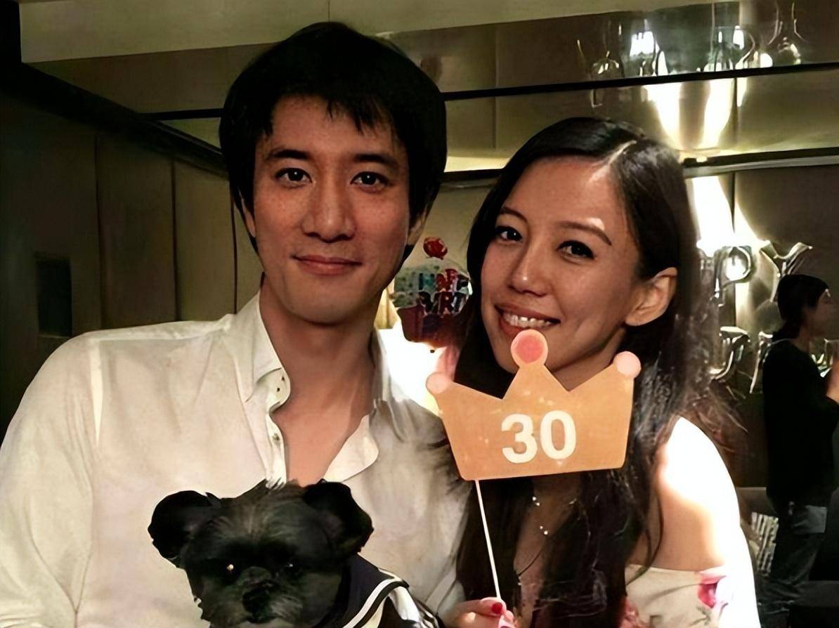 王力宏的老婆的身世图片