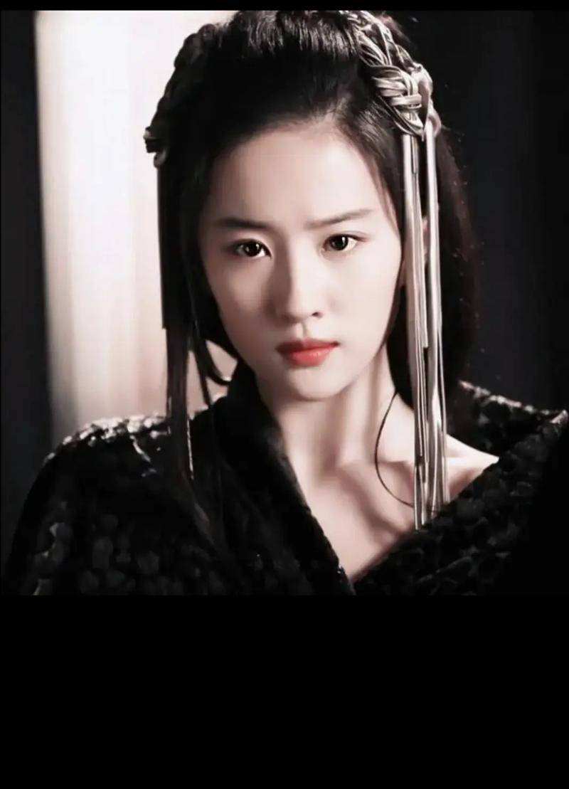 36岁刘亦菲《咸雪》和《大帝姬》2选1进组:复仇权谋剧,公主当女皇