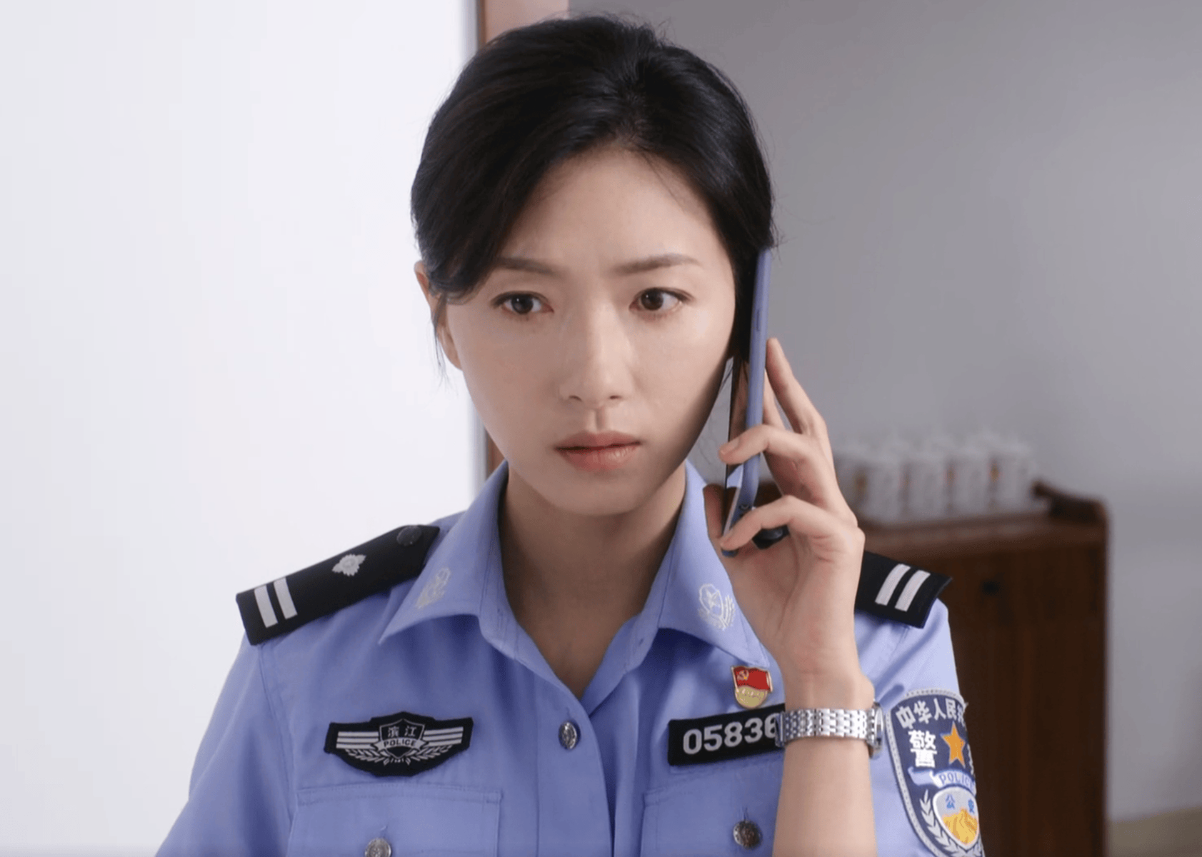 警察美女是富二代的电视剧