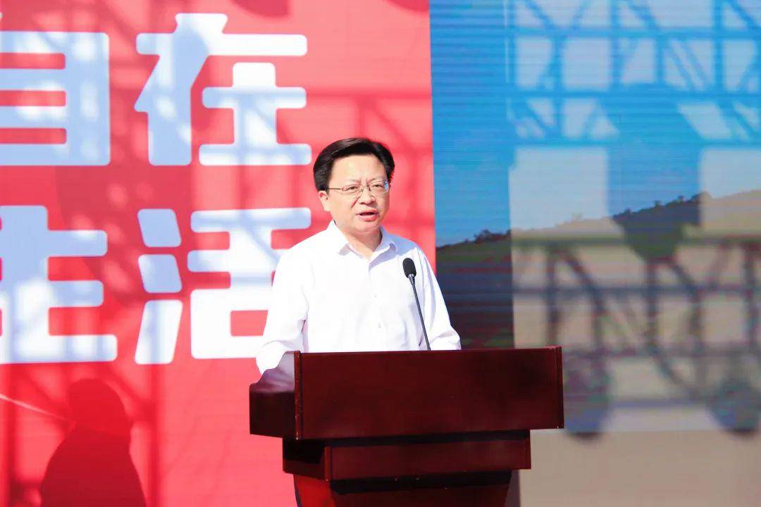 荆门高新区党工委副书记,管委会常务副主任,掇刀区委副书记,区长王玮
