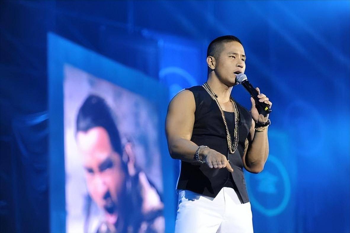 演员刘承俊触碰红线,入美籍遭封杀终身不得回国,如今怎样了?