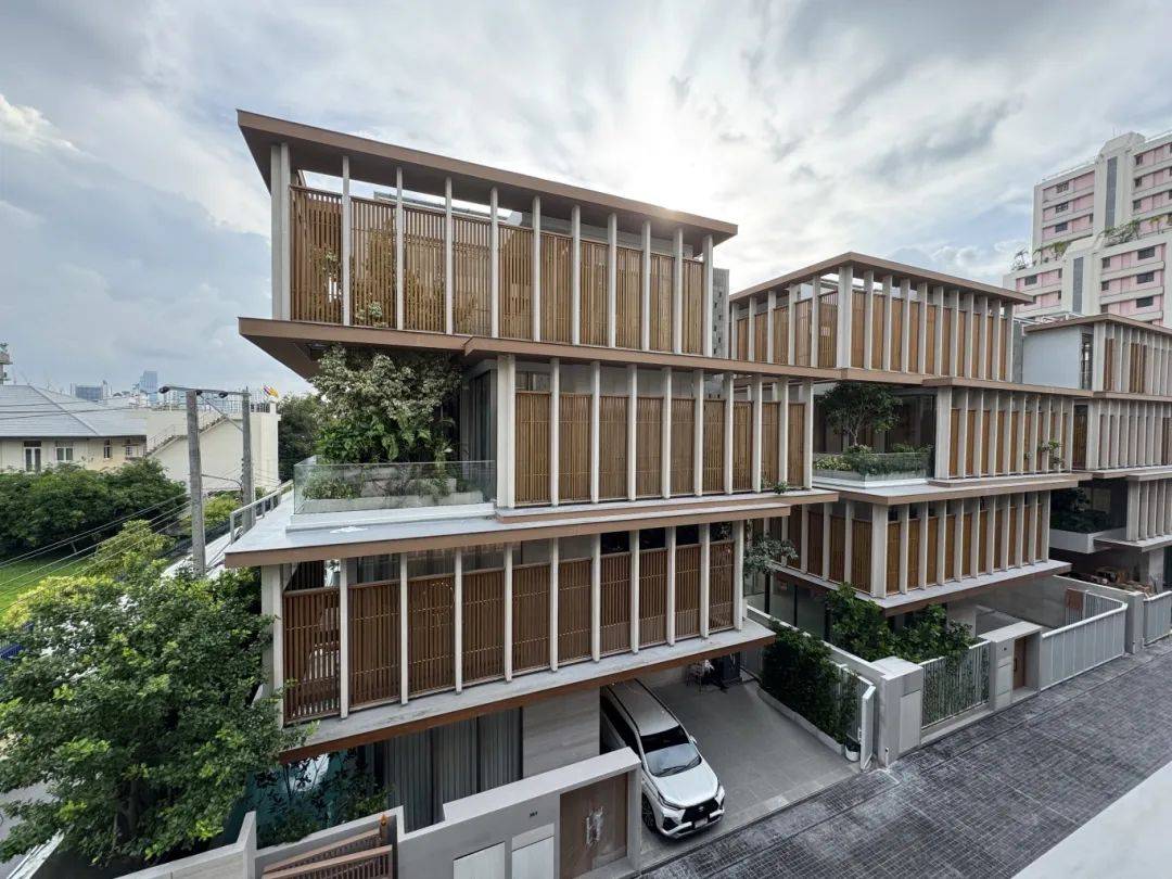 曼谷市中心地铁口别墅来袭!ari富人区,800米到地铁站,vi ari