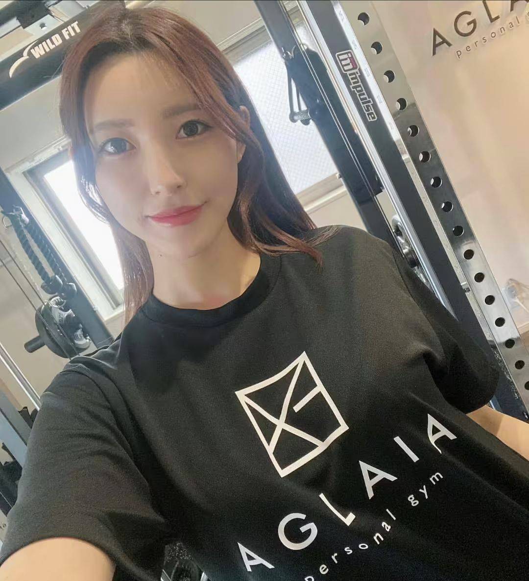 AV女優—熟女姐姐—森澤佳奈，出道即巅峰，你的硬盤有她嗎？