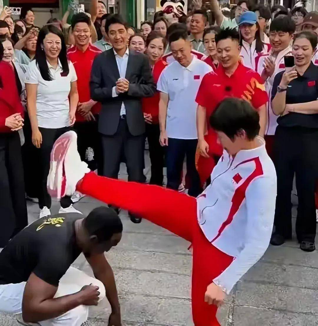 同时,我们也应该看到,这起事件并非孤立存在.