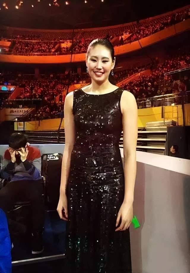 "北长城"颜妮:三退省队,幸得郎平赏识,现在已有新身份!