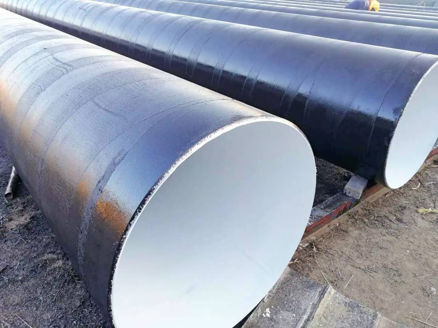 防腐钢管在恶劣环境下的应用与挑战