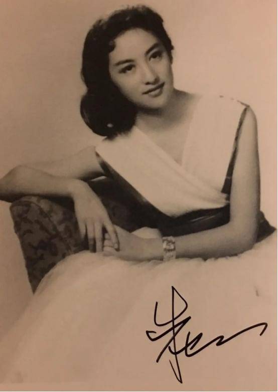 60年代的荧幕美人,一出道就是巅峰,嫁给大13岁的导演后息影