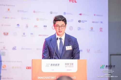 左起彭文慧,李加齐,崔金欢,沈咏诗,jessie leung,黄芸,陈启蒙,梁文杰