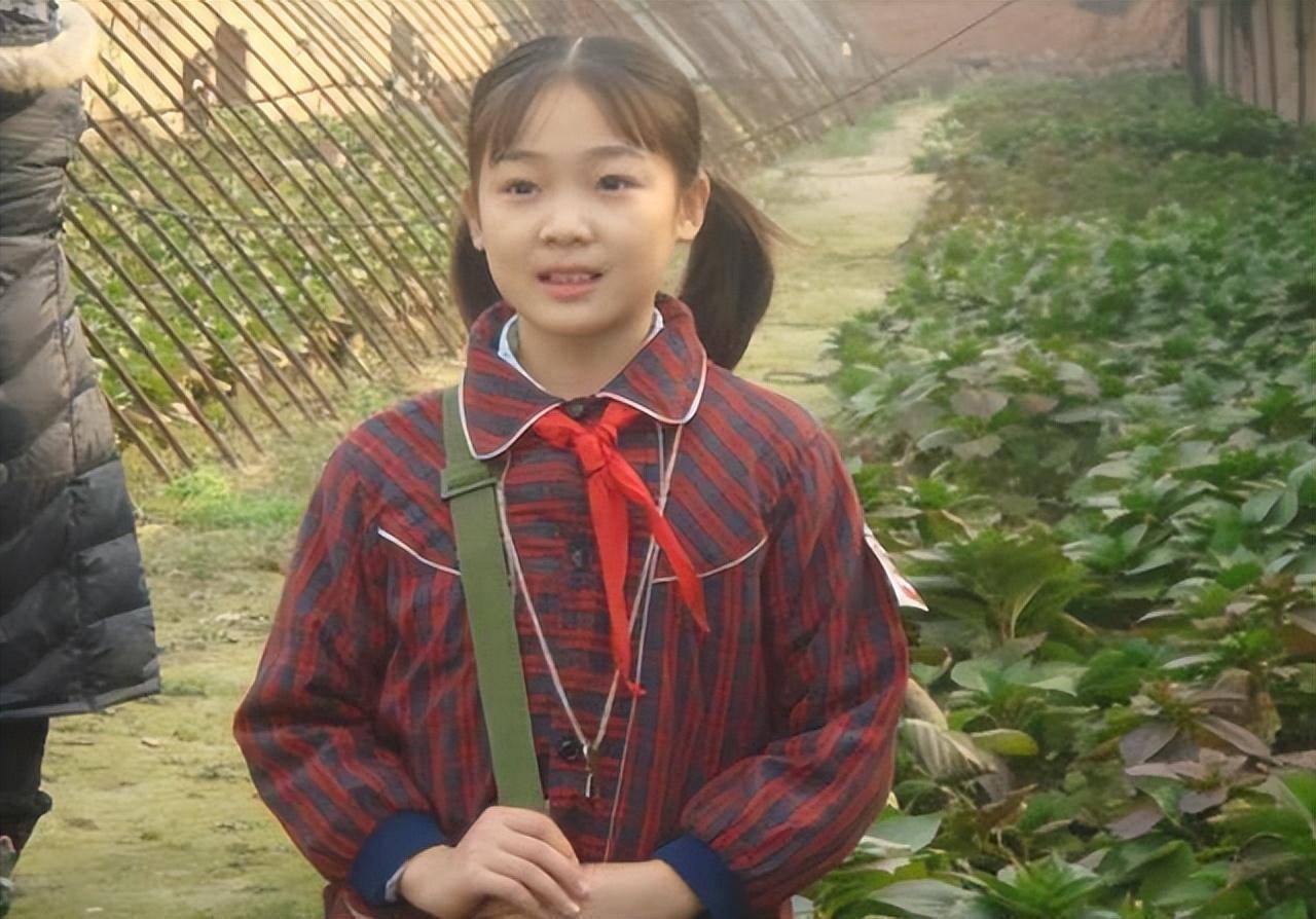 齐如意为替母还债6岁出道演哭戏一夜成名今23岁美到认不出