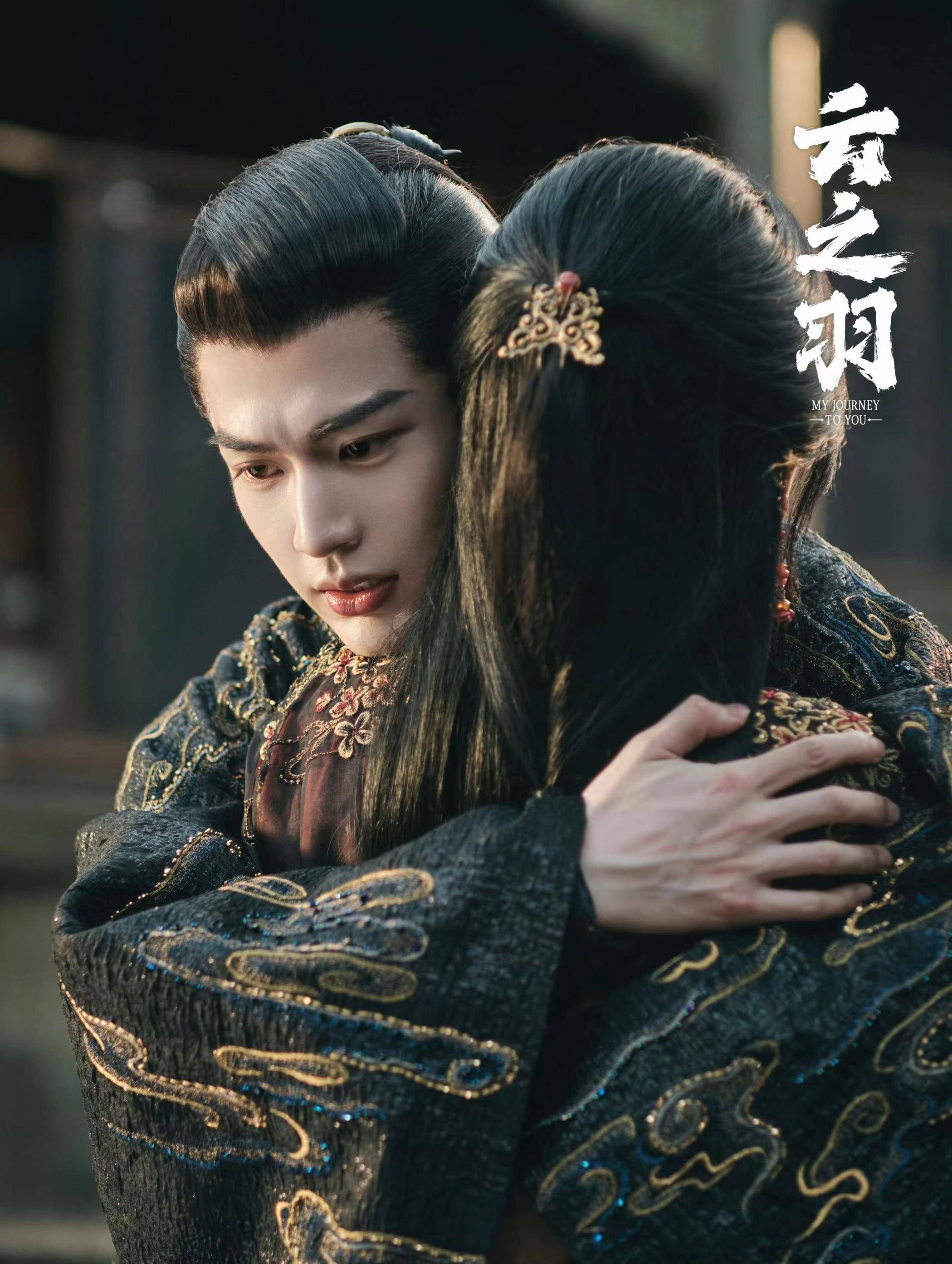 都是捧田嘉瑞，张凌赫起码是帅的，侯明昊啥都没，实惨！_郭敬明_云之羽_感觉