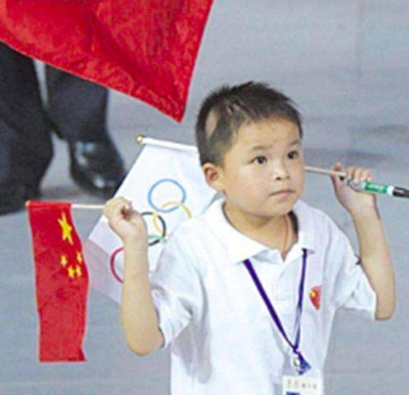 被姚明抱着上奥运的小英雄,曾发誓考上清华,16年后活成了这样_林浩_家乡_汶川
