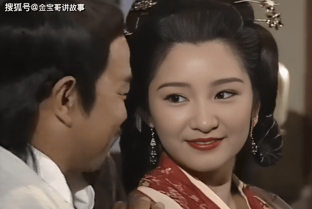 据不完全统计,丐帮的全冠清,白世镜,徐长老等大人物,都和马夫人有染.