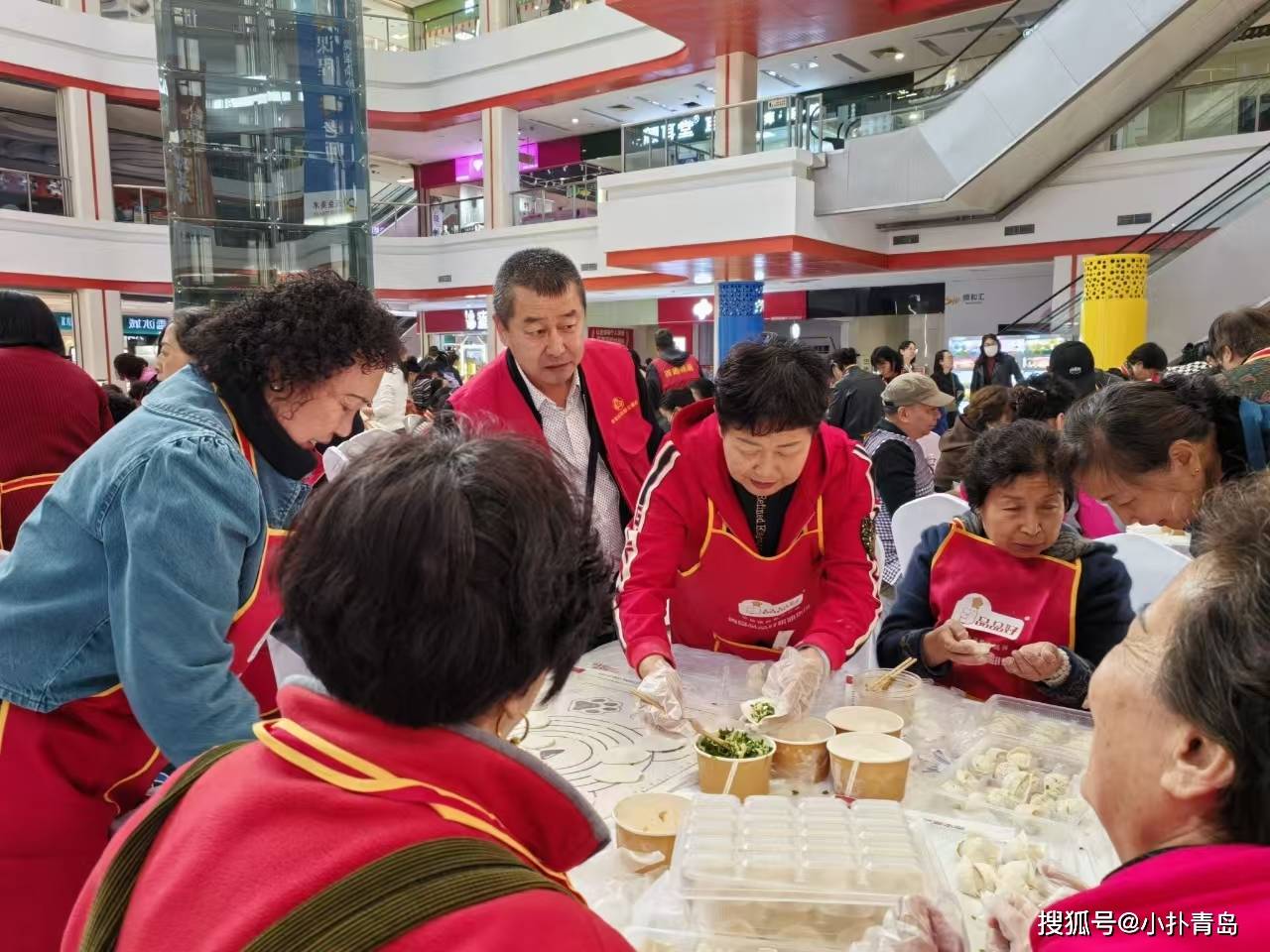 过大年饺子城图片