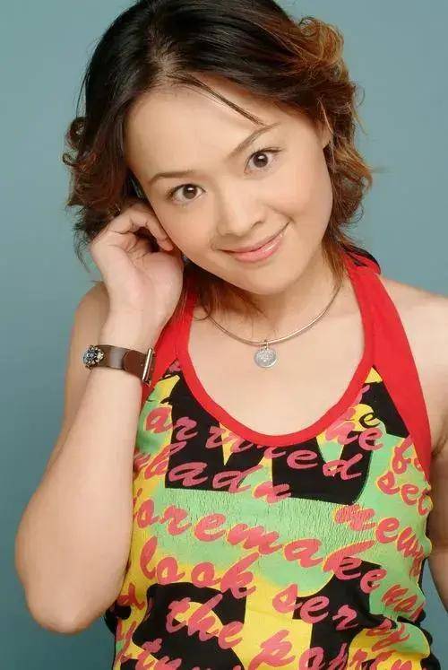 演技棒,清华教授等她9年才结婚,每月给10万零花钱_崔奕_姑娘_李晔