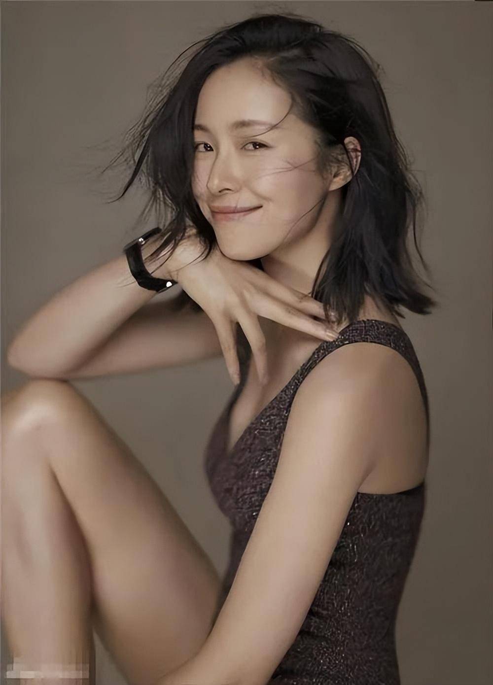 "玉女"江一燕的"黑红上位史",以及她"撩"过的那些男星_争议_豪门_罗红