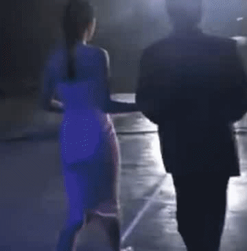 越早知道越好（海角论坛的帖子都是假的吗）海角社区披风封神妈妈稿件，原创
            “弄虚作假”的明星：头发是假的，演戏是假的，就连屁股都是假的，海角论坛的帖子都是假的吗，在线影院，插图8