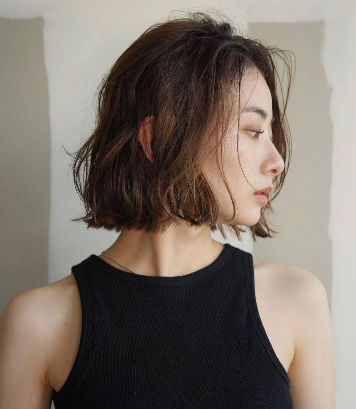 波波头:时尚永不过时的心动之选_女性_脸部_卷发