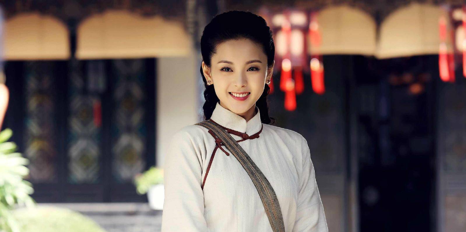韩栋,于荣光,黄曼领衔主演的年代剧《金陵往事》(又名《南京爱情》)中