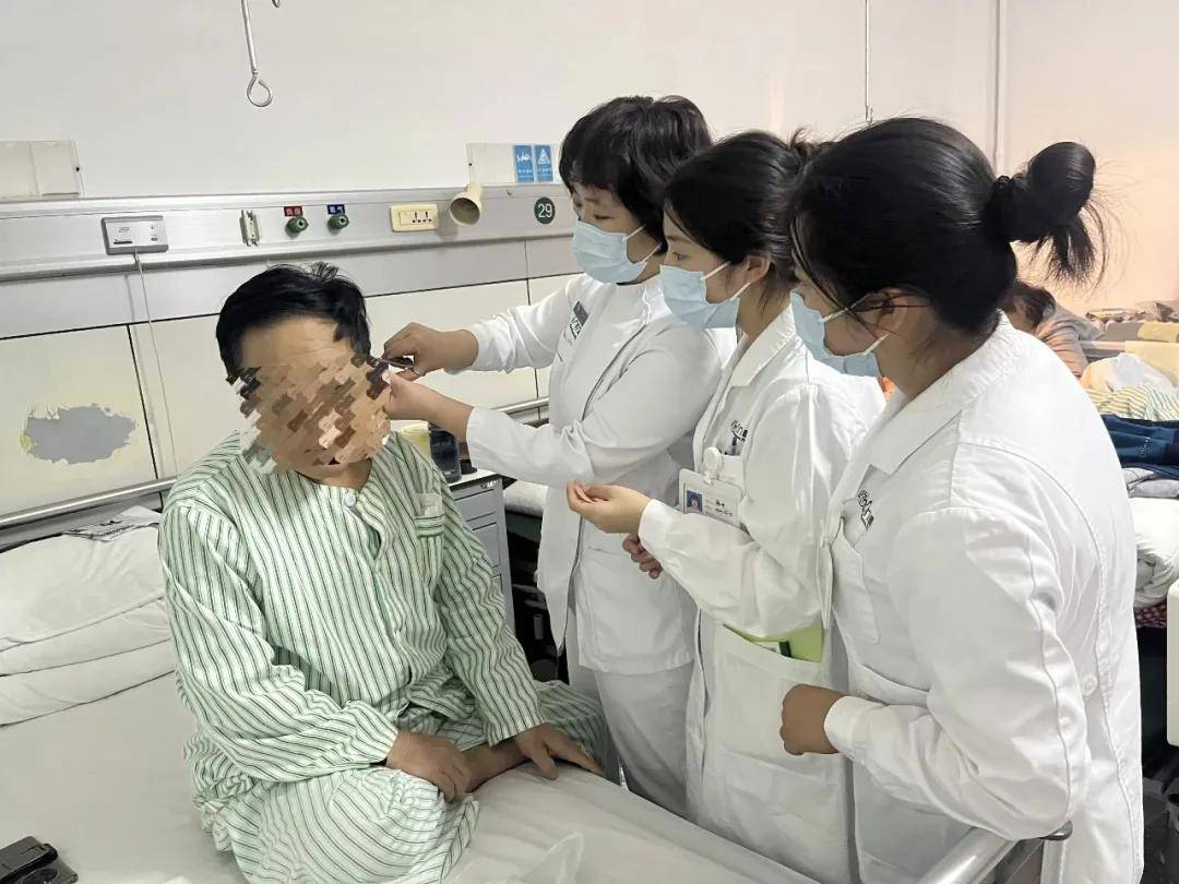 包含廣安門中醫(yī)醫(yī)院、護士全程協(xié)助陪同靠譜的代掛號販子的詞條
