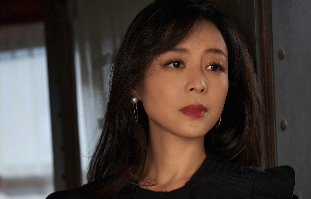 杨紫被曝陪睡ceo,但愿,她不会成为第二个张静初_顾长卫_谣言_章家瑞