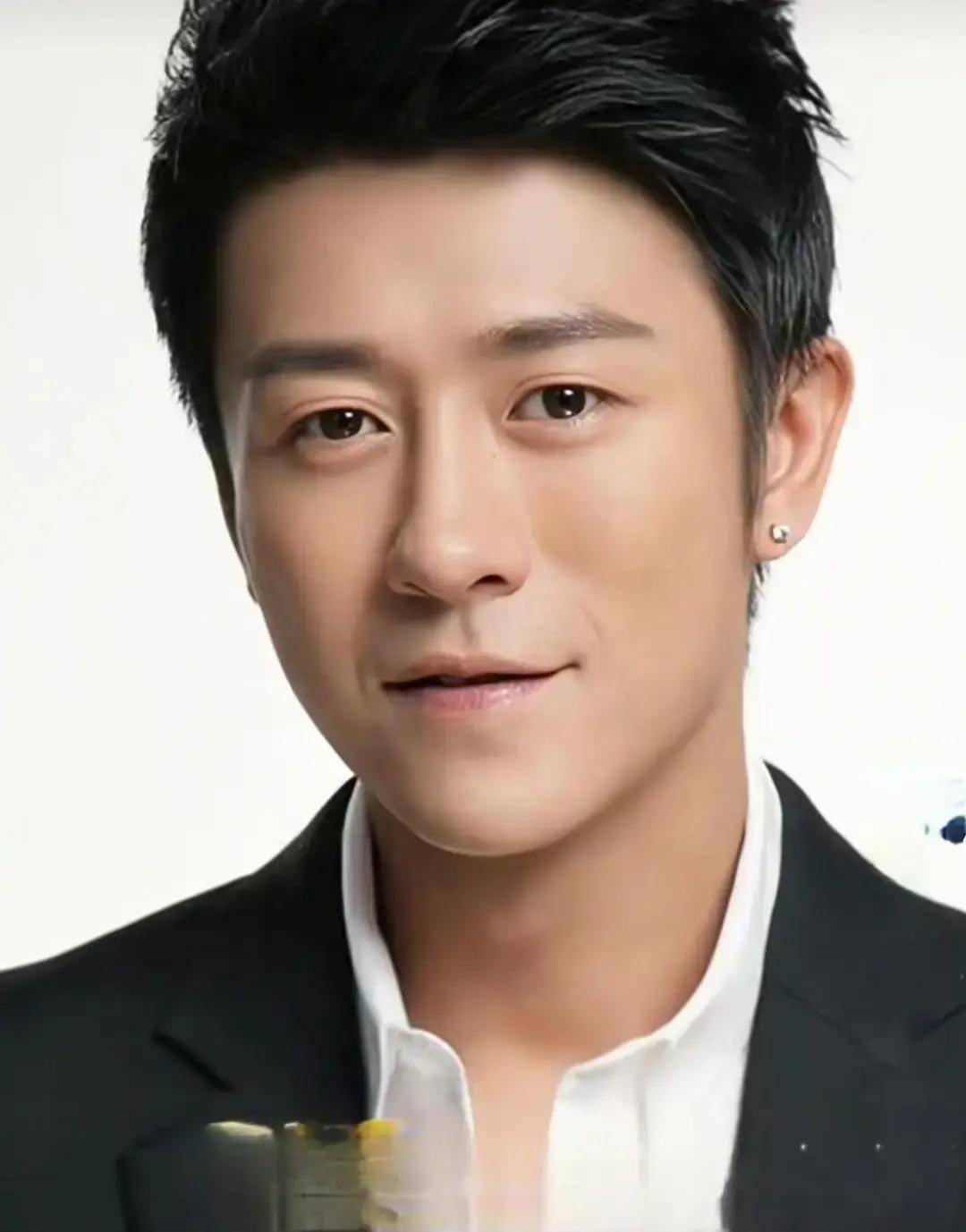 林雨申_冯齐_角色