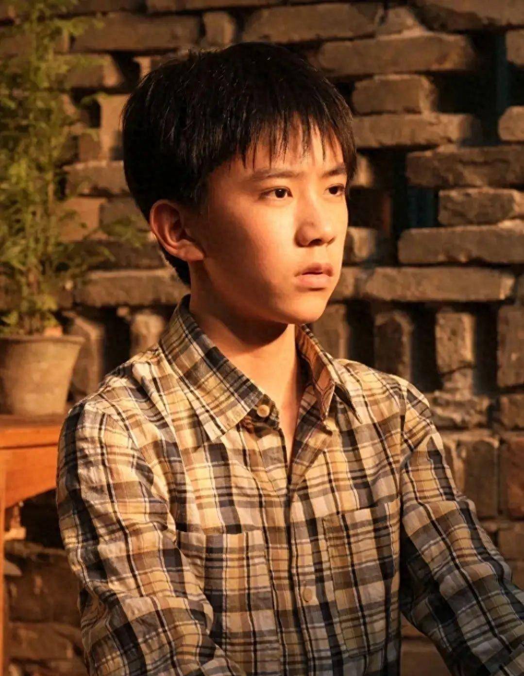 少年还得少年来演，15岁肖添仁演庄图南全网好评神似千玺太乖了_观众们_气质_角色