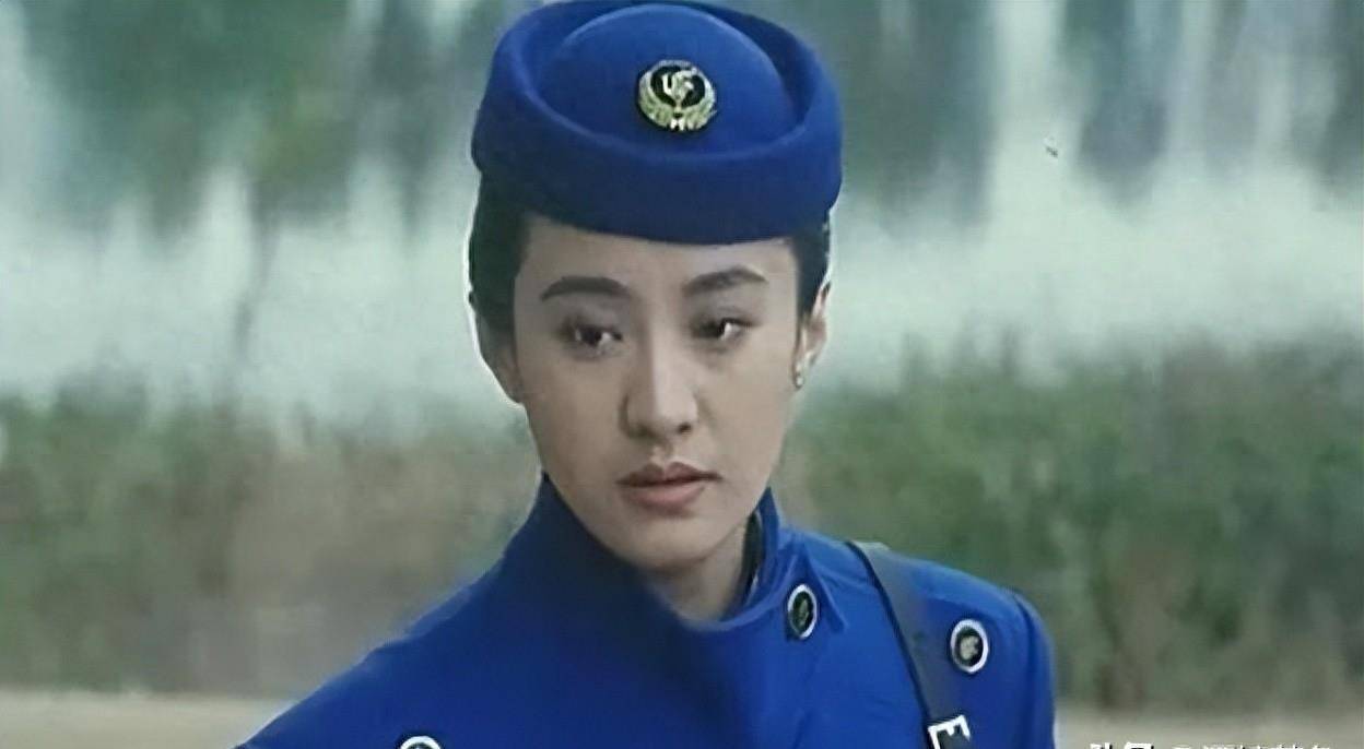 演员剧雪:55岁孑然一身,不想在娱乐圈随波逐流,转战话剧获重生_天后_银幕_艺术