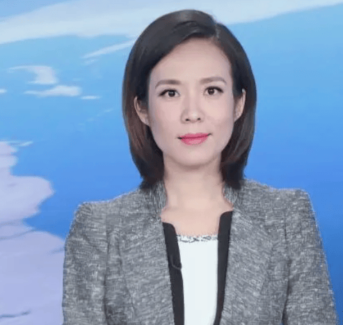 现任新闻联播女主持人宝晓峰(中央电视总台新闻联播女主播宝晓峰)