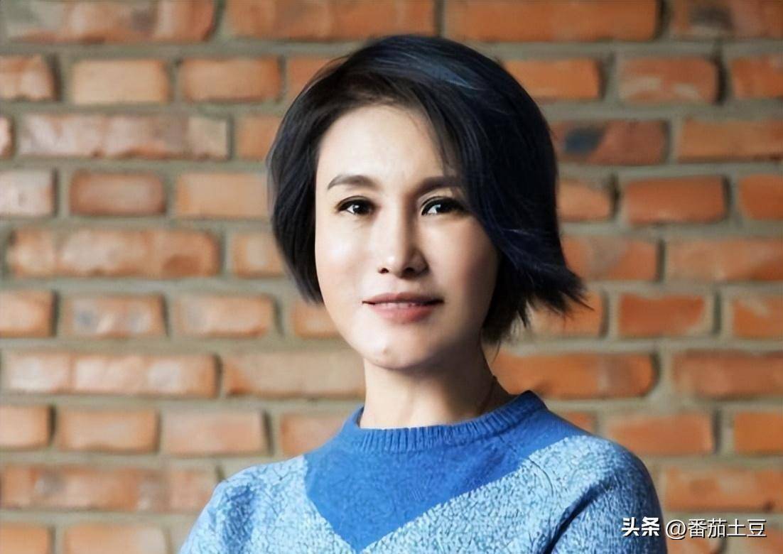 演员王茜:嫁大23岁导演徐庆东,丈夫病逝8年,她的选择让人泪目