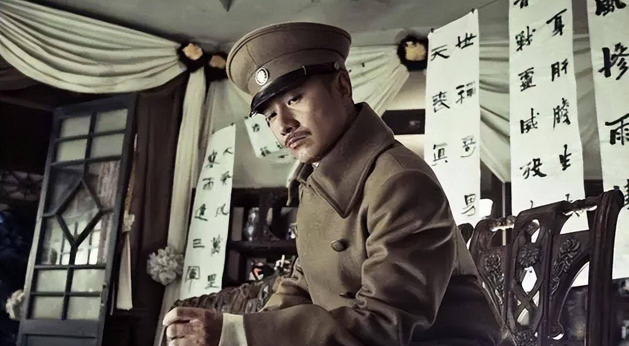 2015年,文章在《少帅》中饰