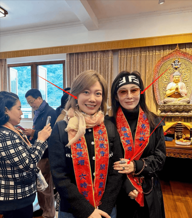 56岁张敏近况曝光,70多斤瘦成纸片人,与小10岁男友长居泰国